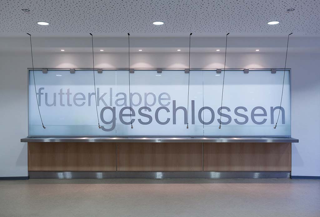 Futterklappe geschlossen